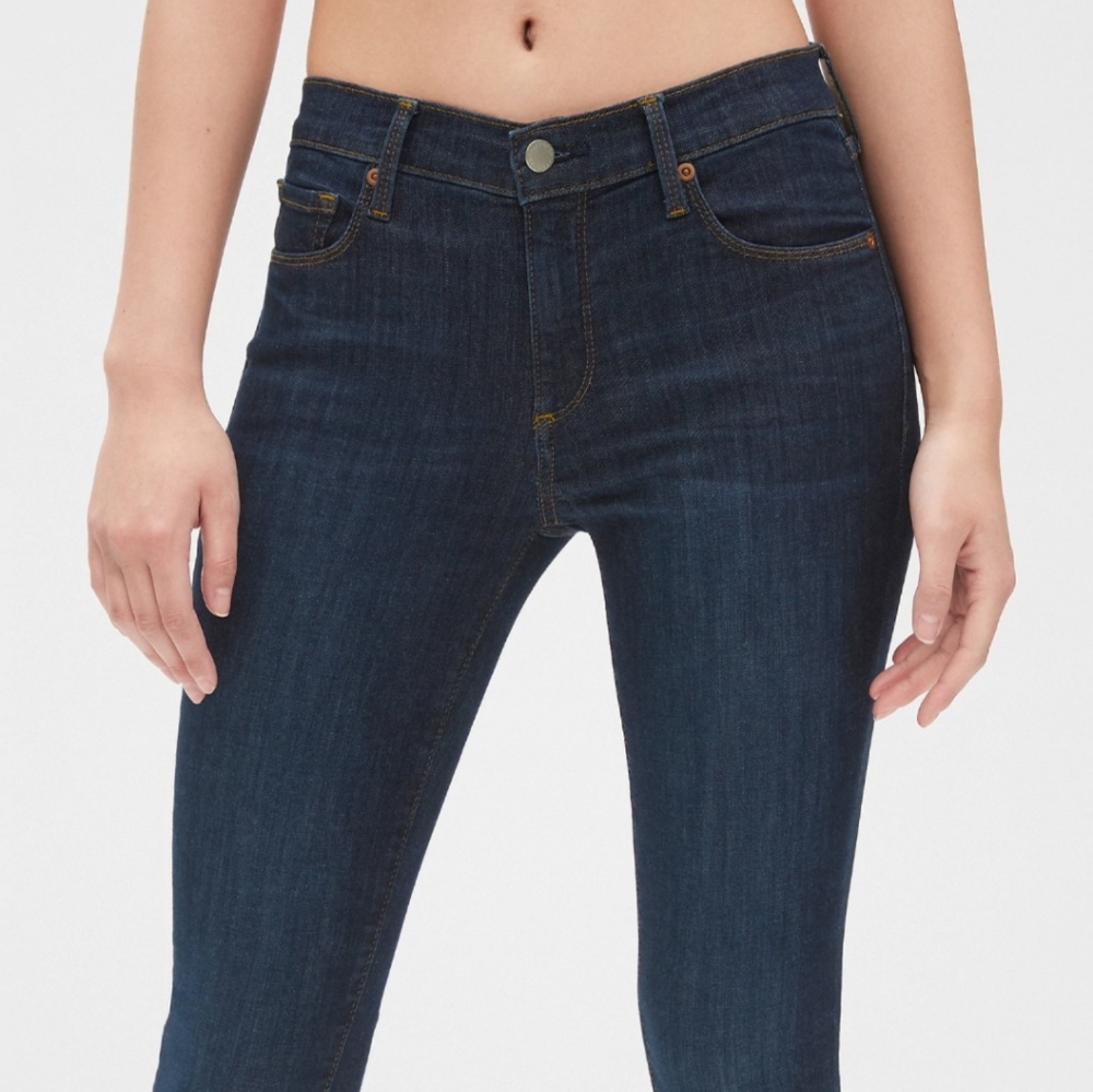 Gap 1969 True Skinny Jeans
